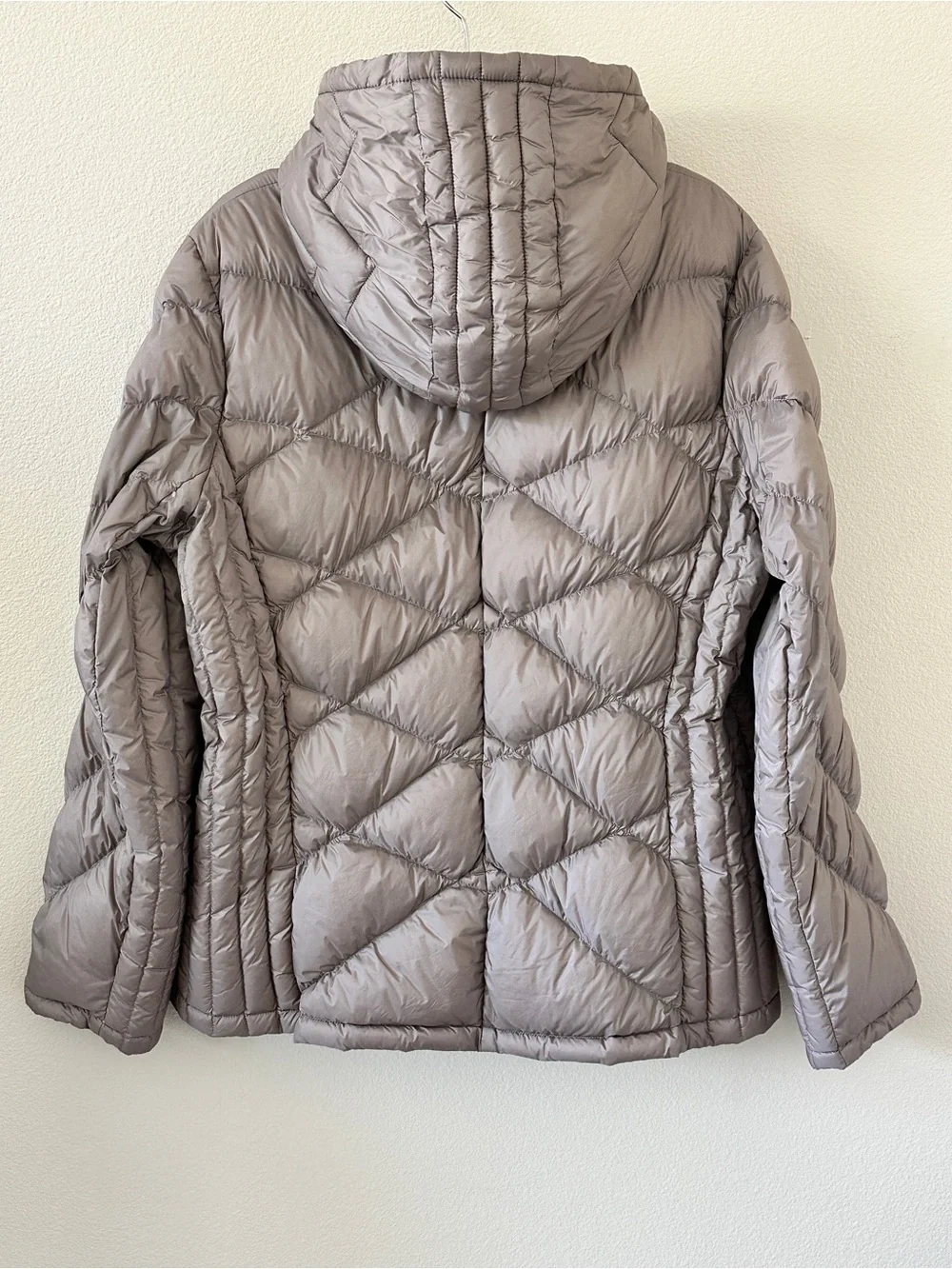 Michael Kors Taupe Quilted Hooded Packable Down Fill Puffer Jacket Size XL